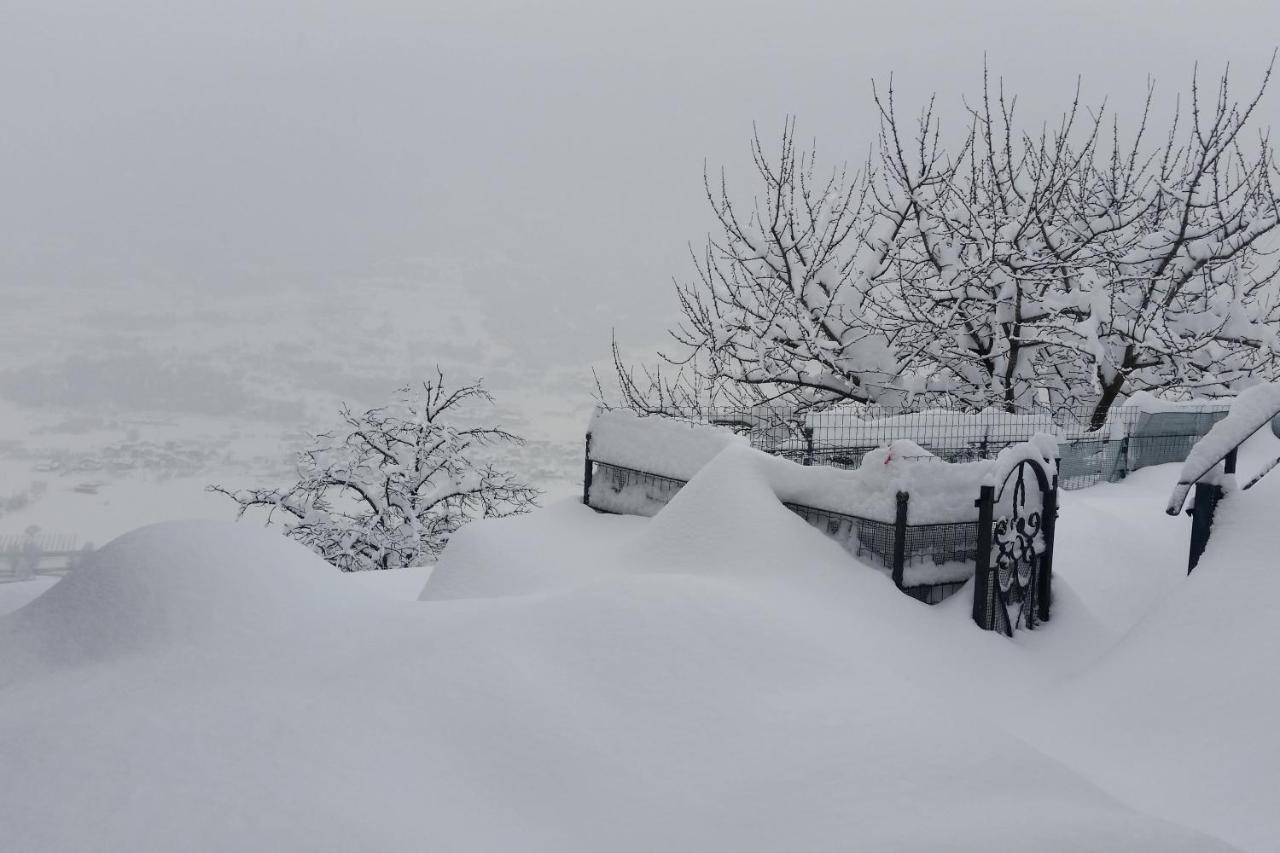 Suite Del Villaggio Sarre Kültér fotó